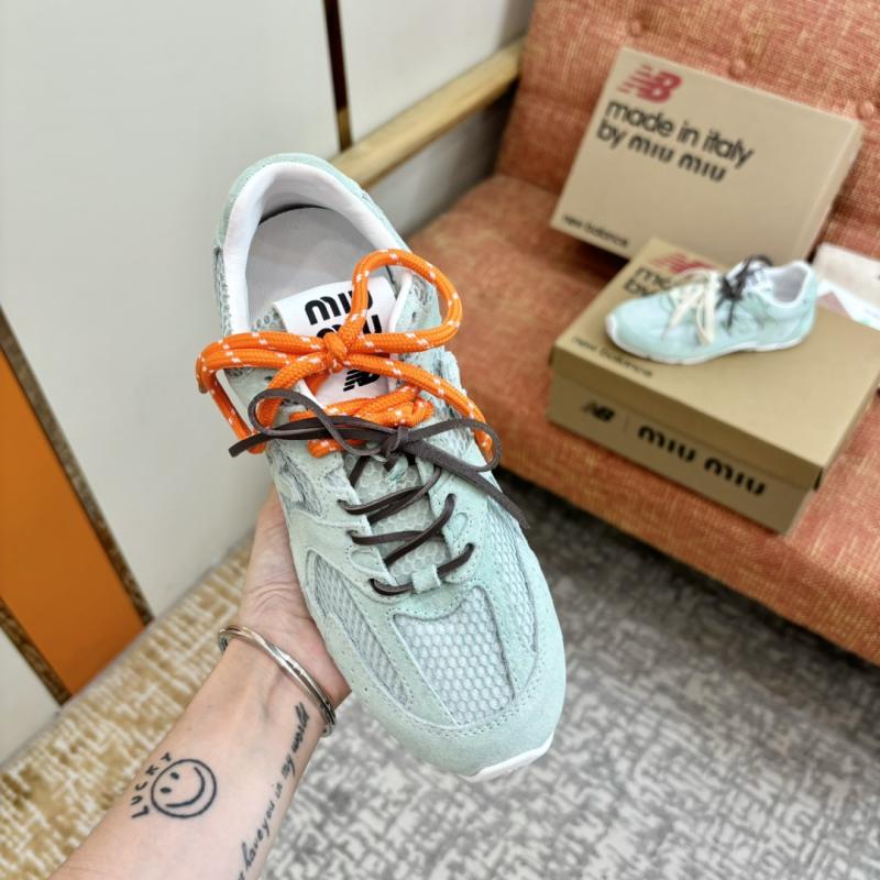 Miu Miu Sneakers SMS21501