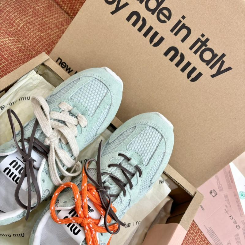 Miu Miu Sneakers SMS21501