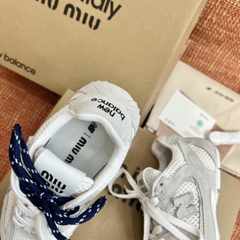 Miu Miu Sneakers SMS21503