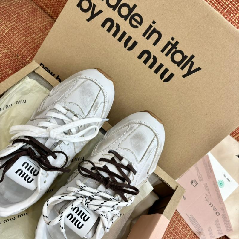 Miu Miu Sneakers SMS21504