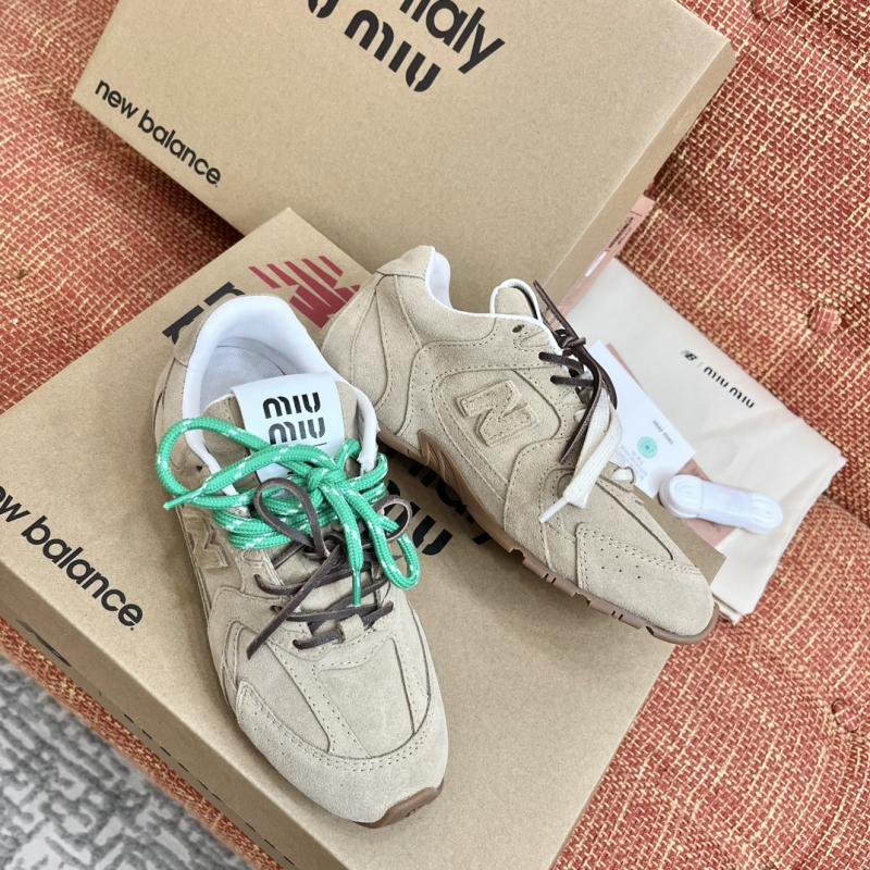 Miu Miu Sneakers SMS21508