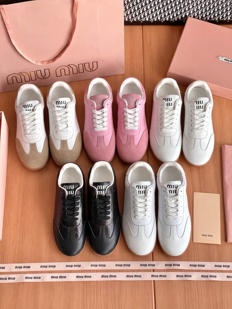 Miu Miu Sneakers SMS21901