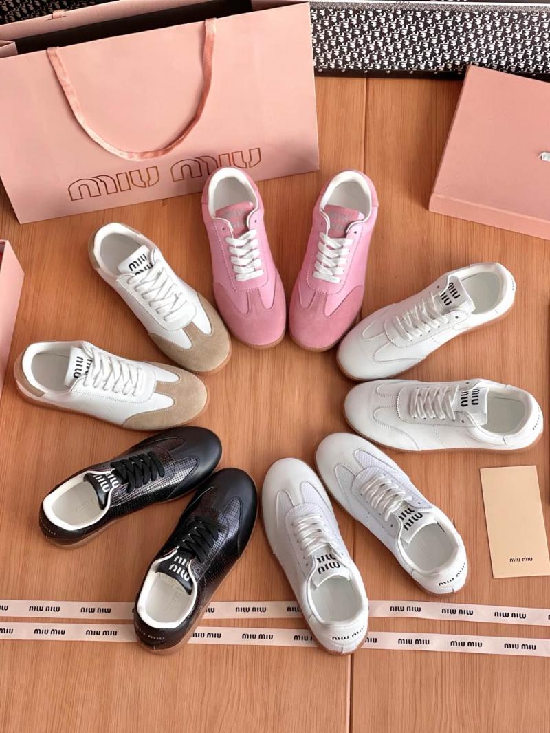 Miu Miu Sneakers SMS21901