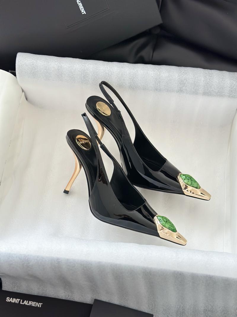 Saint Laurent Pumps SCP122103