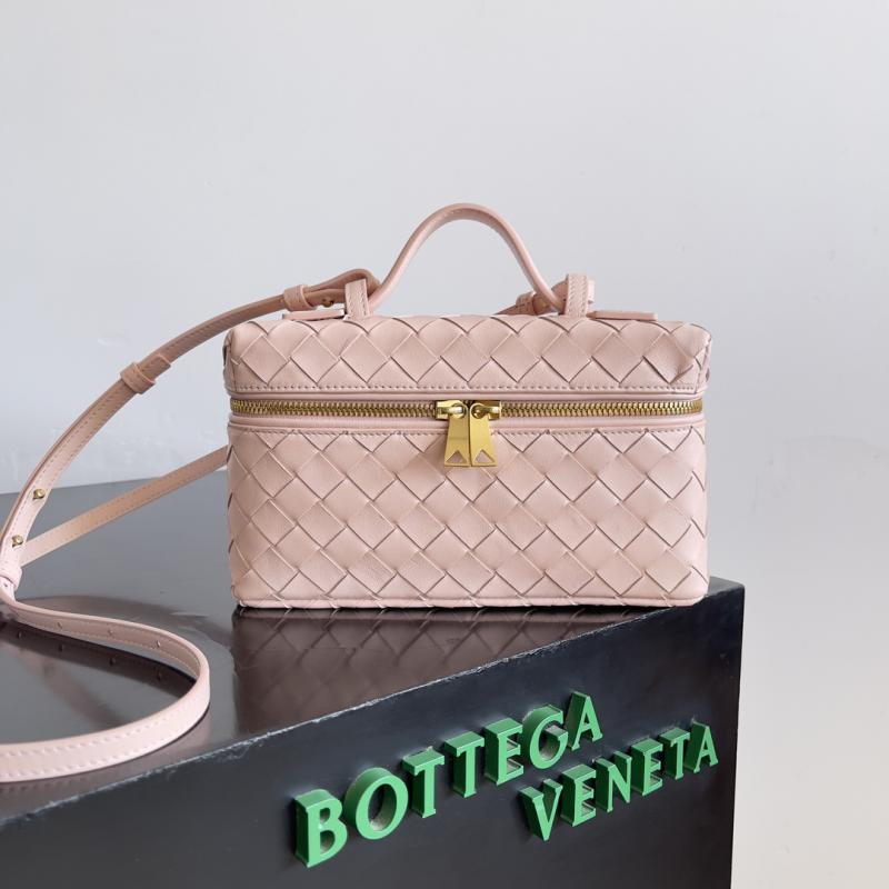 Bottega Veneta Bang Bang Vanity Case B789109 Pink