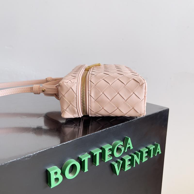 Bottega Veneta Bang Bang Vanity Case B789109 Pink