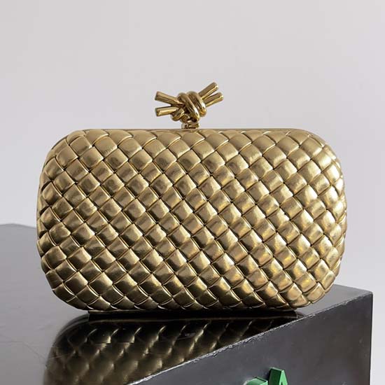 Bottega Veneta Classic Knot Clutch B717622 Gold