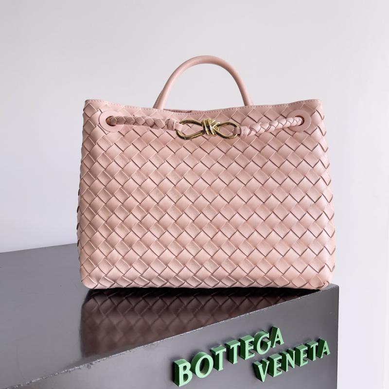 Bottega Veneta Medium Andiamo Tote Bag B743572 Pink