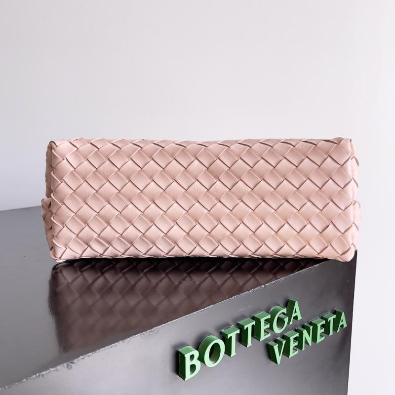 Bottega Veneta Medium Andiamo Tote Bag B743572 Pink