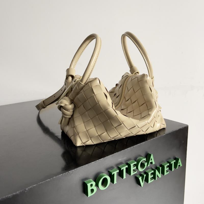 Bottega Veneta Small Avenue Loop Bag 796615 Beige