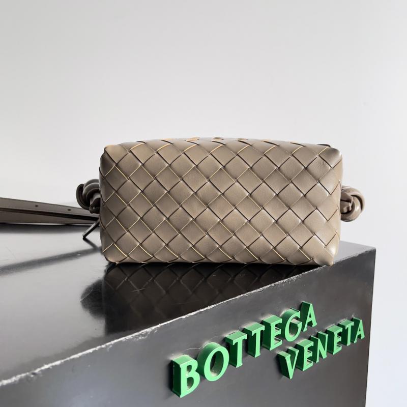 Bottega Veneta Small Avenue Loop Bag 796615 Pinecone