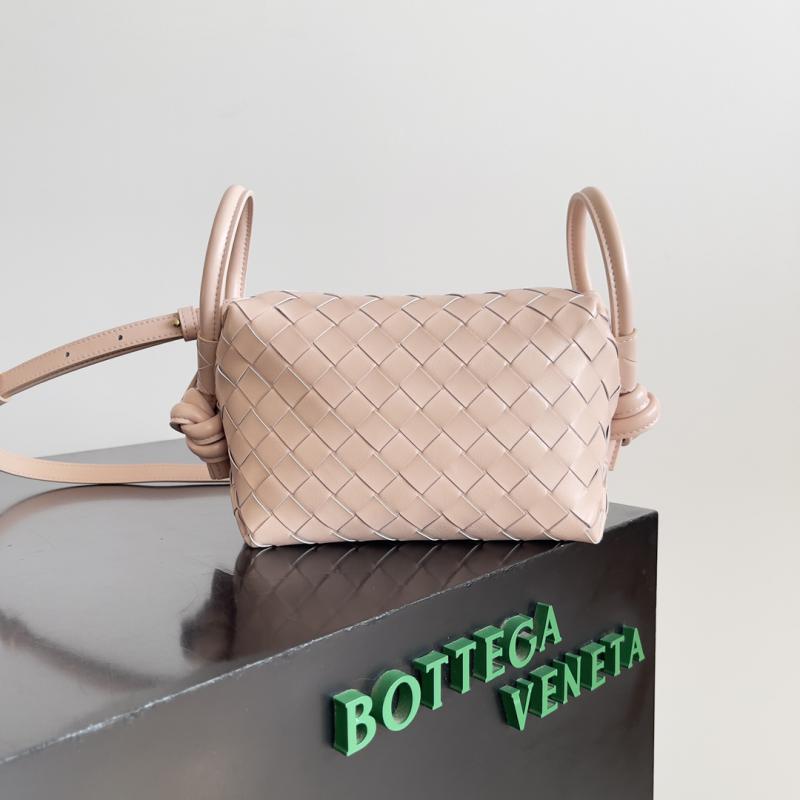 Bottega Veneta Small Avenue Loop Bag 796615 Pink