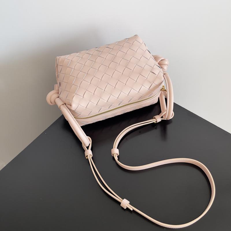 Bottega Veneta Small Avenue Loop Bag 796615 Pink