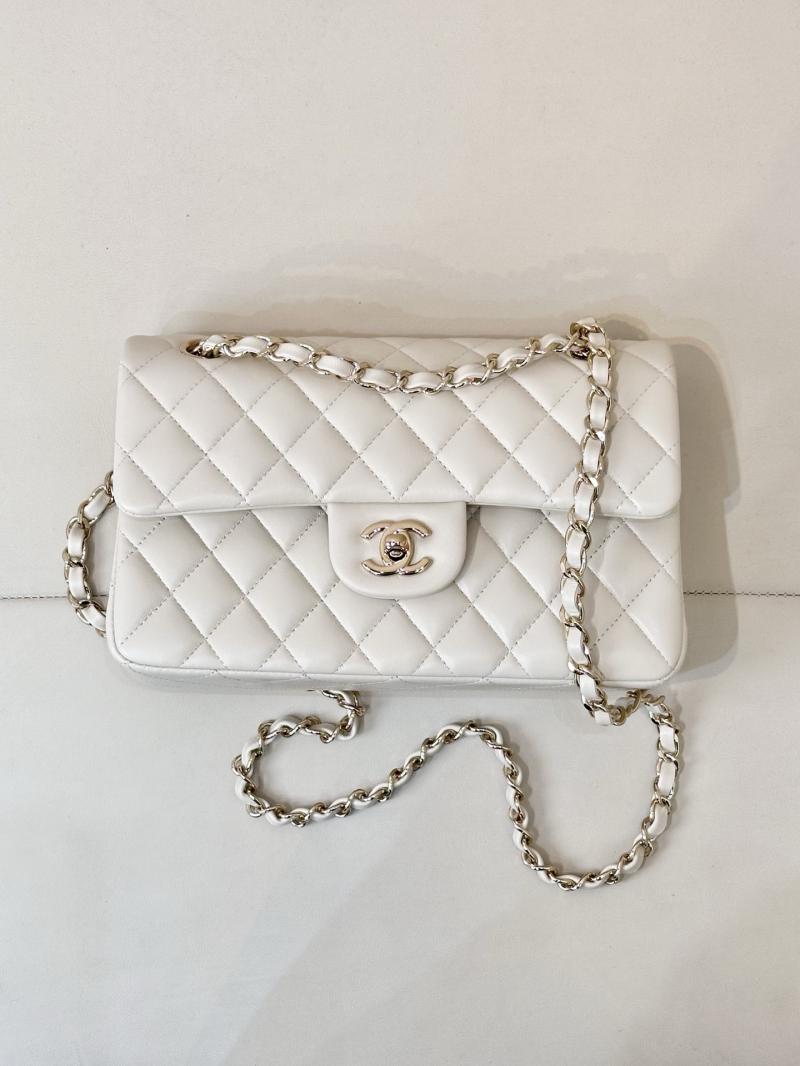 Medium Chanel Lambskin Flap Bag A01112 Cream