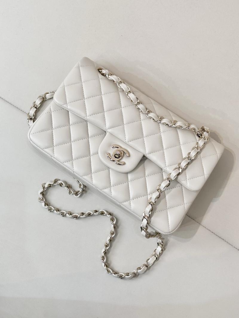 Medium Chanel Lambskin Flap Bag A01112 Cream