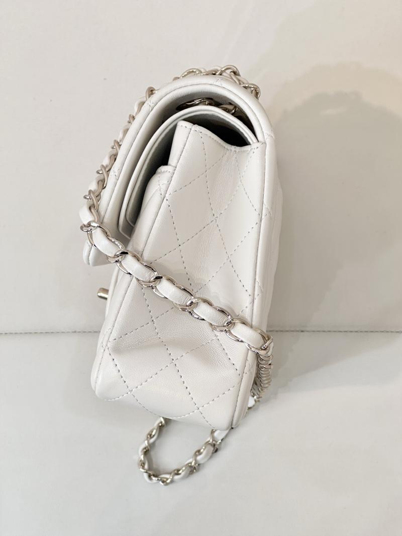 Small Chanel Lambskin Flap Bag A01117 Cream