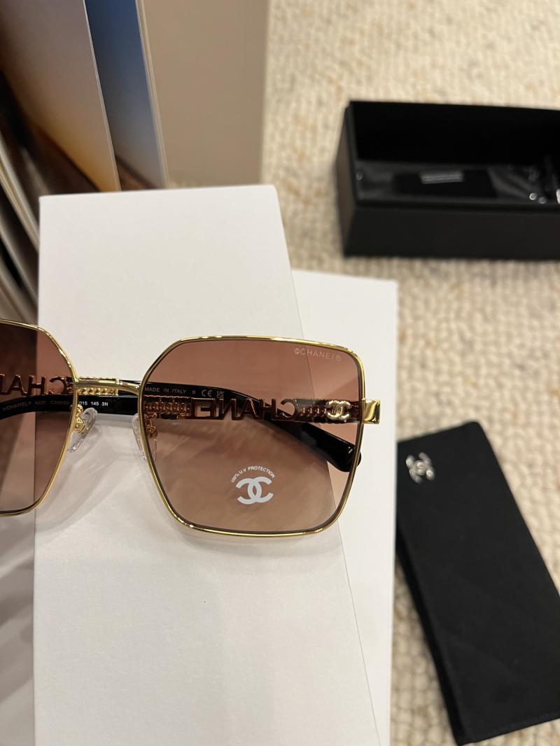 Chanel Sunglasses CH4226