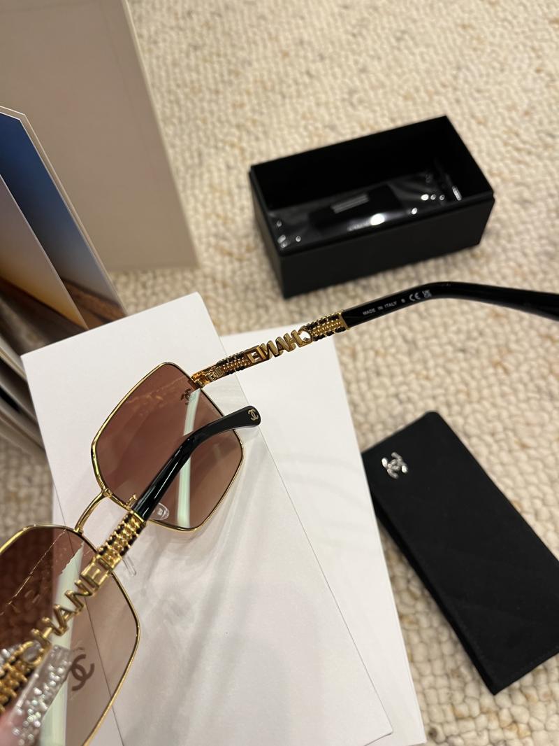 Chanel Sunglasses CH4226