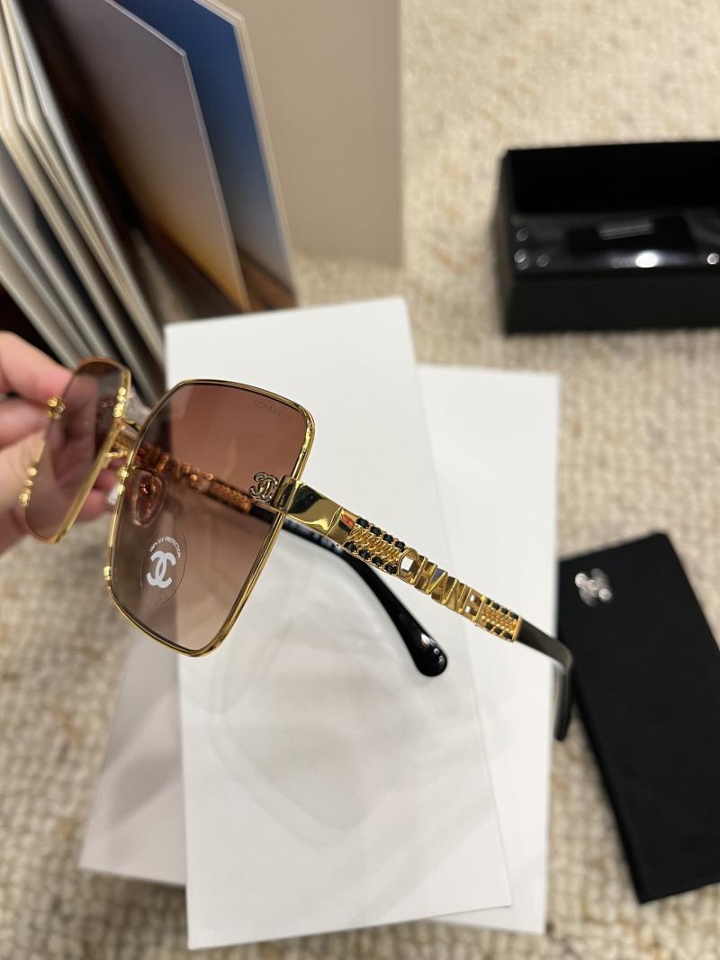 Chanel Sunglasses CH4226