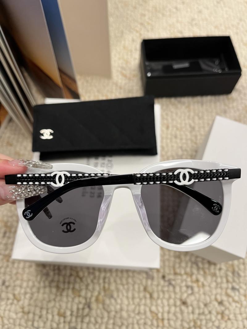 Chanel Sunglasses CH5557