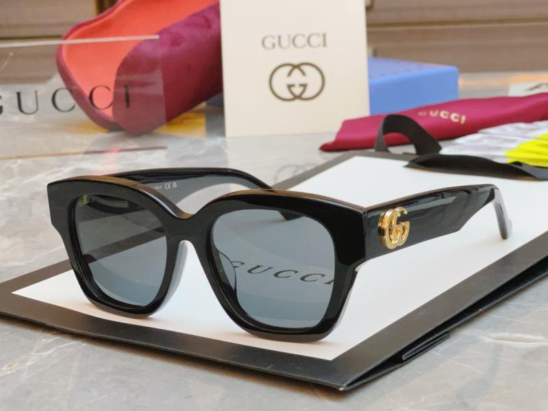 Gucci Sunglasses GG1550SK