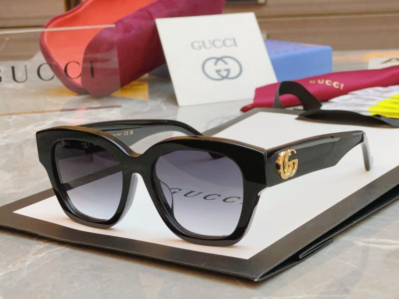 Gucci Sunglasses GG1550SK