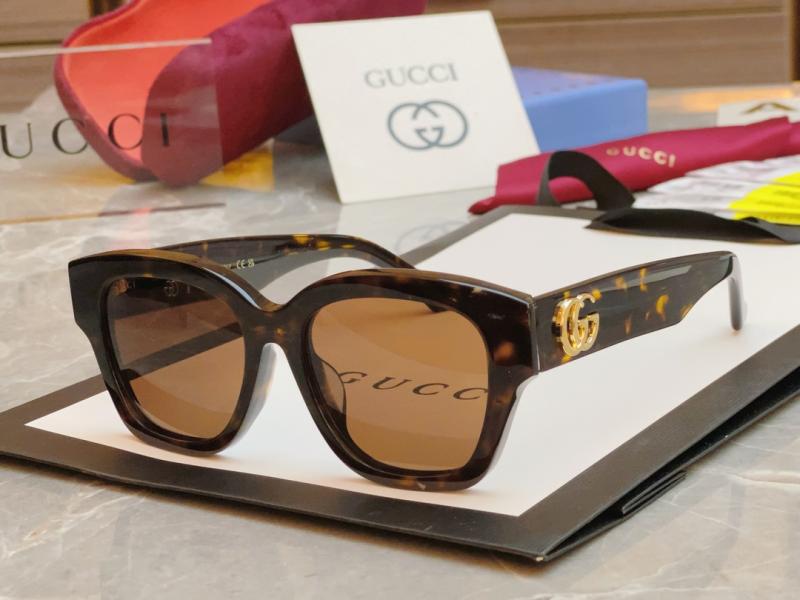 Gucci Sunglasses GG1550SK