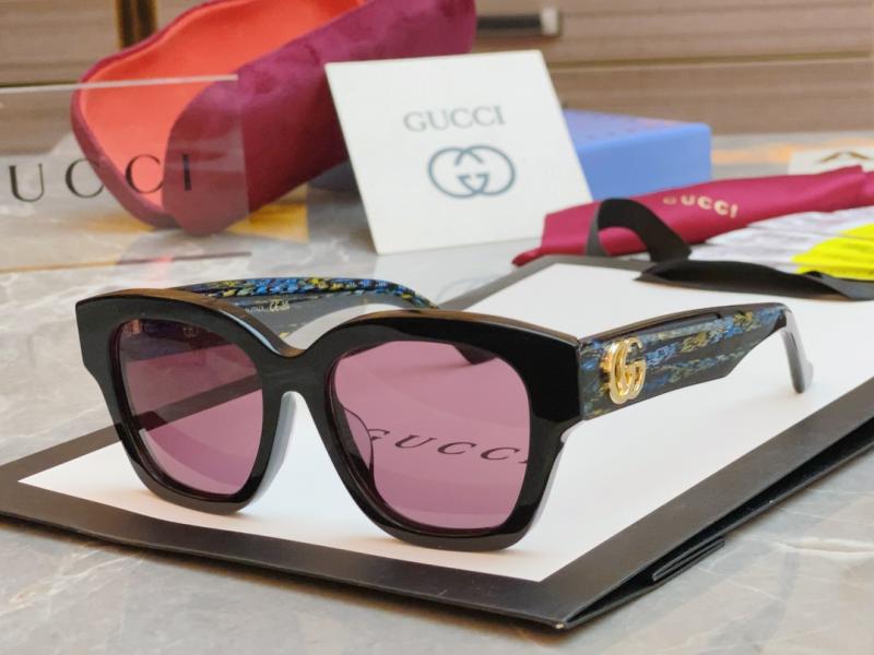 Gucci Sunglasses GG1550SK