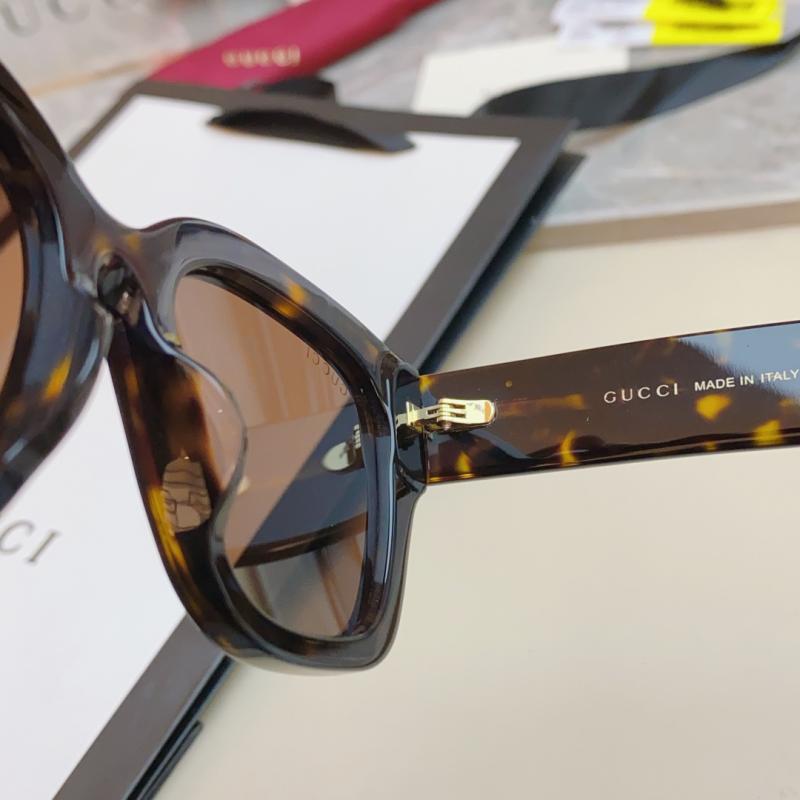 Gucci Sunglasses GG1550SK