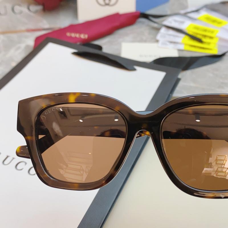 Gucci Sunglasses GG1550SK