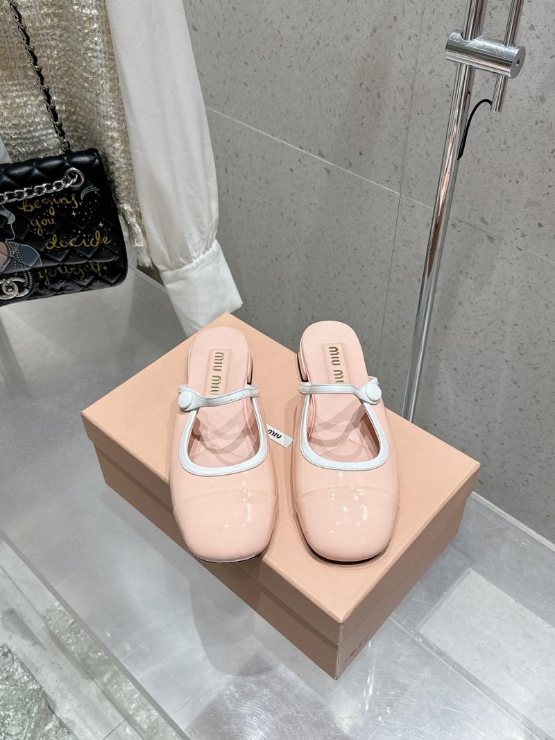 Miu Miu Slippers SMS22201