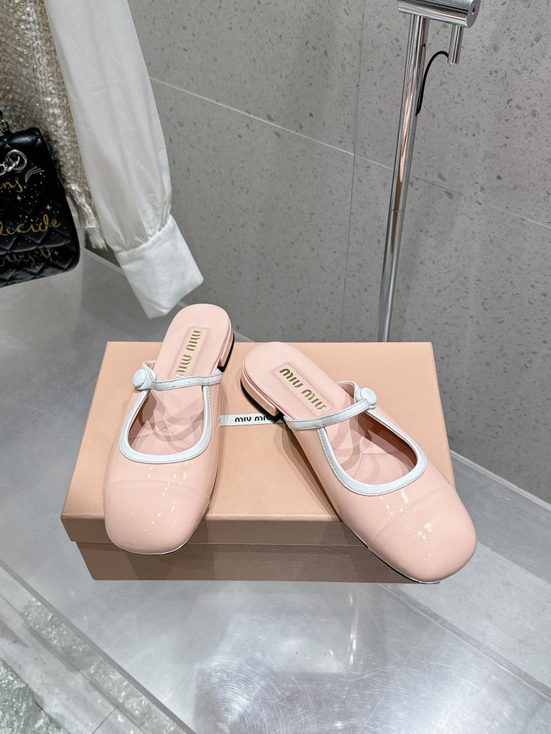 Miu Miu Slippers SMS22201