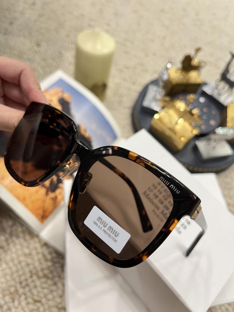 Miu Miu Sunglasses SMU18ZS