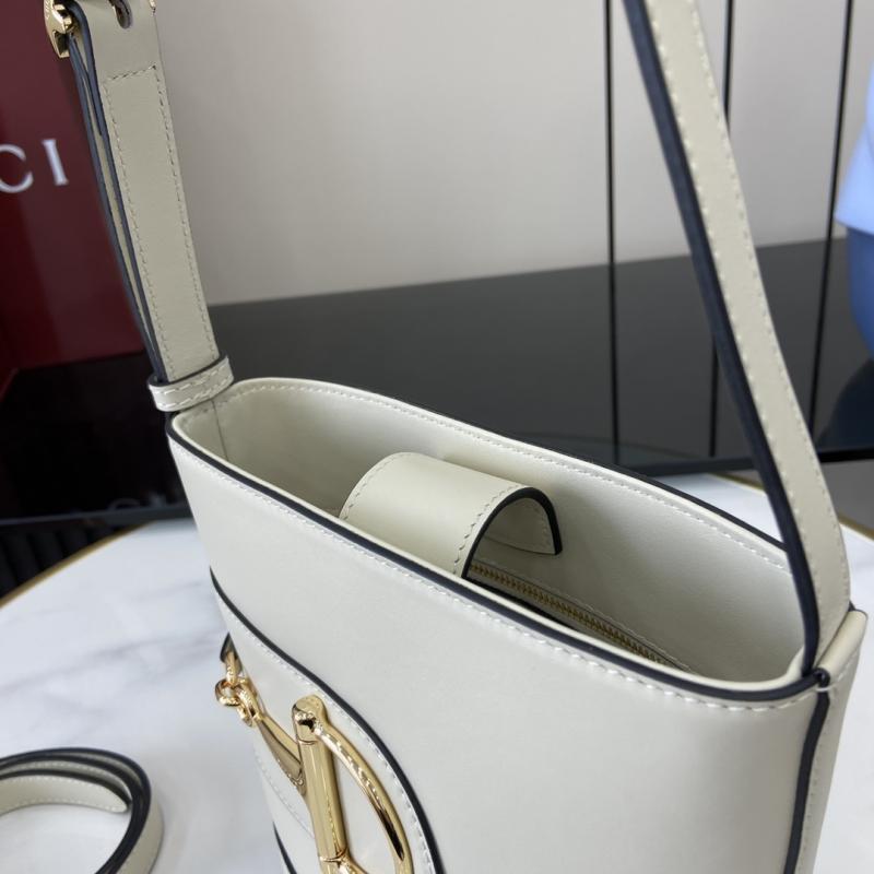 Gucci 73 Mini Bucket Bag White 833665