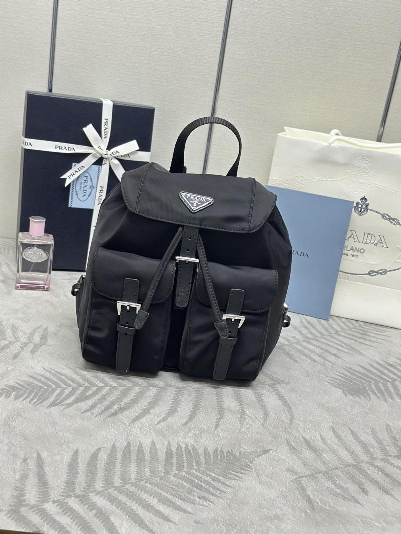 Prada Small Re-Nylon backpack Black 1BZ677