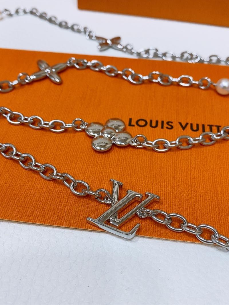 Louis Vuitton Chain Belt WLB31702