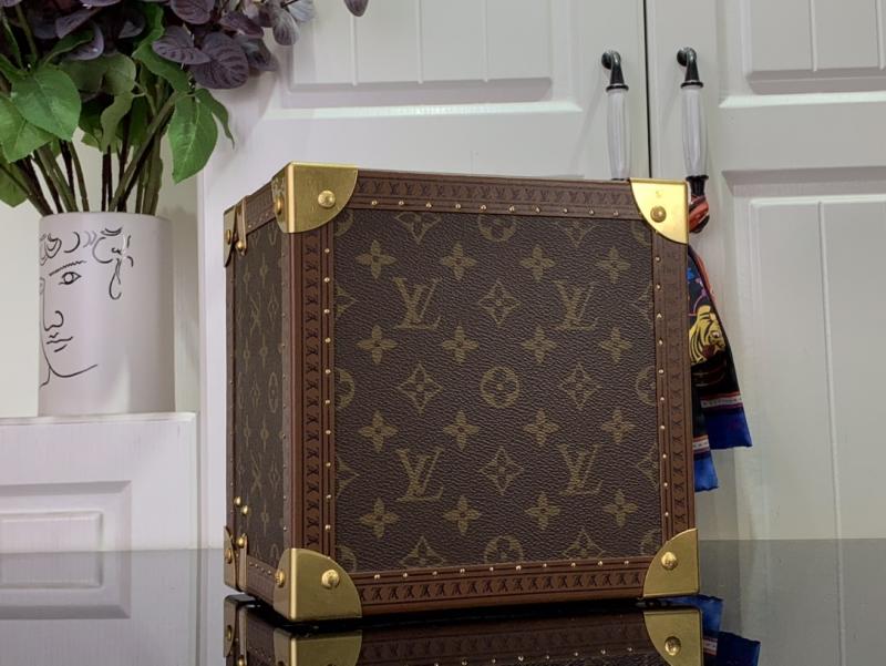 Louis Vuitton Jewelry Box Brown M2524